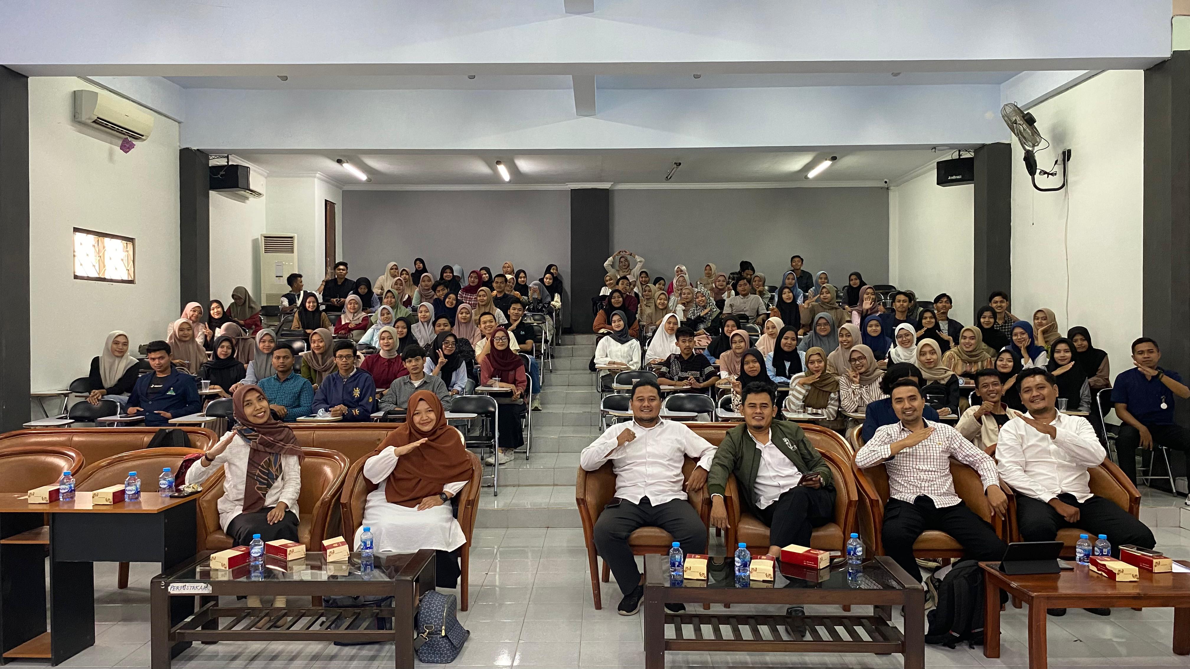 Antusiasme Dosen dan Mahasiswa dalam acara Technical Meeting KKL Terpadu